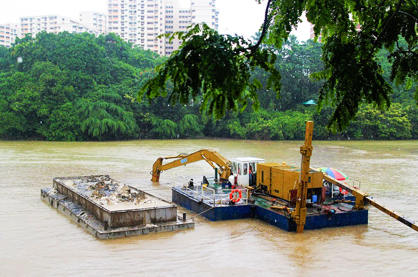 sectional-barge-application-v1 hawk-excavator-amphibious-transparant